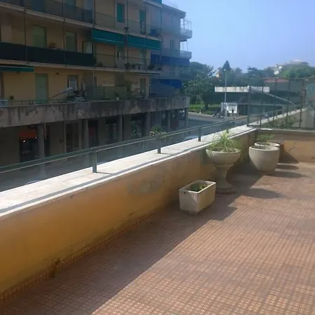 Central Sestri Flats